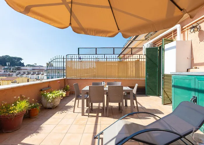 Apartment Sistina Penthouse By In Rom